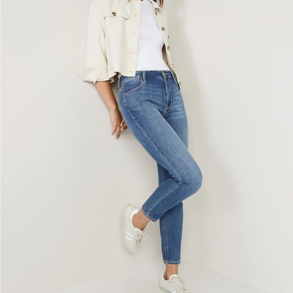 NWT High-Waisted Wow Super-Skinny Ankle Jeans - Picture 2 of 4